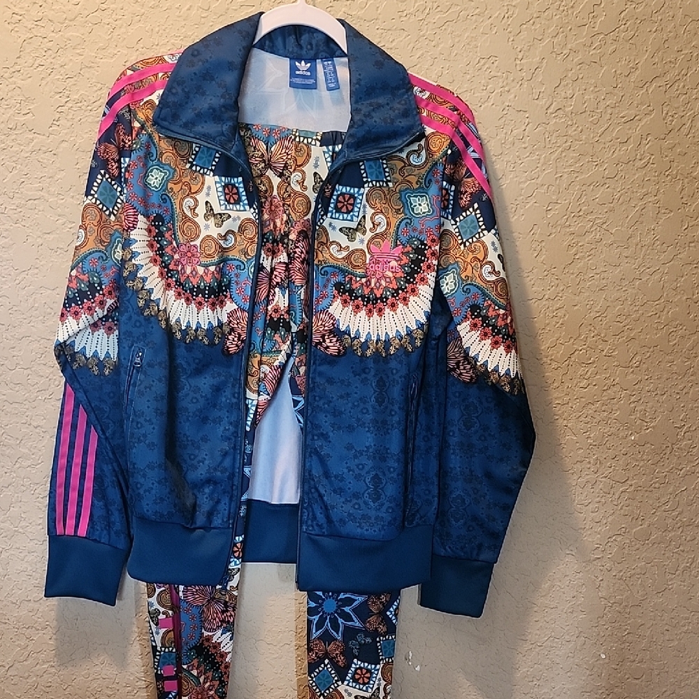 Adidas Originals X Farmrio Borbomix Butterfly Mosiac Pattern Tracksuit - Picture 3 of 7